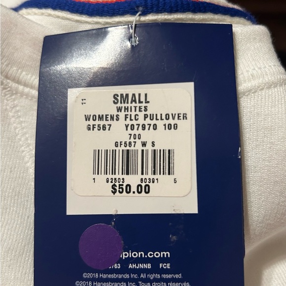 Women’s NWT Champion Crewneck Sweatshirt Size—Small - Picture 6 of 6